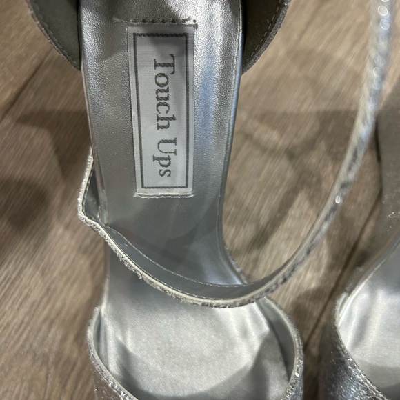 ⬇️ PRICE ⬇️ Touch ups • Silver Wedge High Heel Sandals • 7.5 - Picture 2 of 9